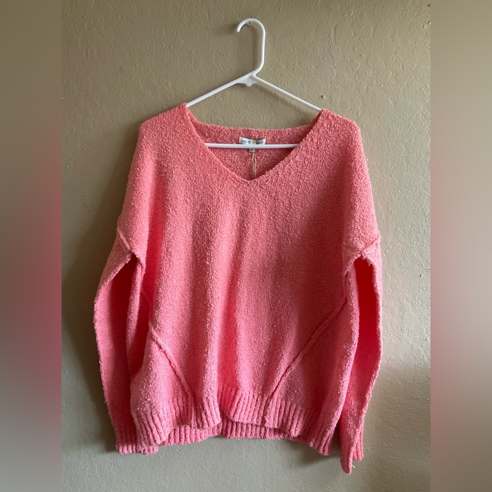 NWT Woven Heart-Pink V-neck Sweater, Medium